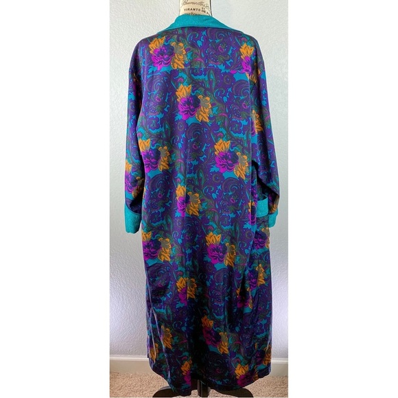 Vintage 90’s/Y2K Victoria Secret Gold Label Green Paisley Floral Kimono, Medium - Picture 5 of 9